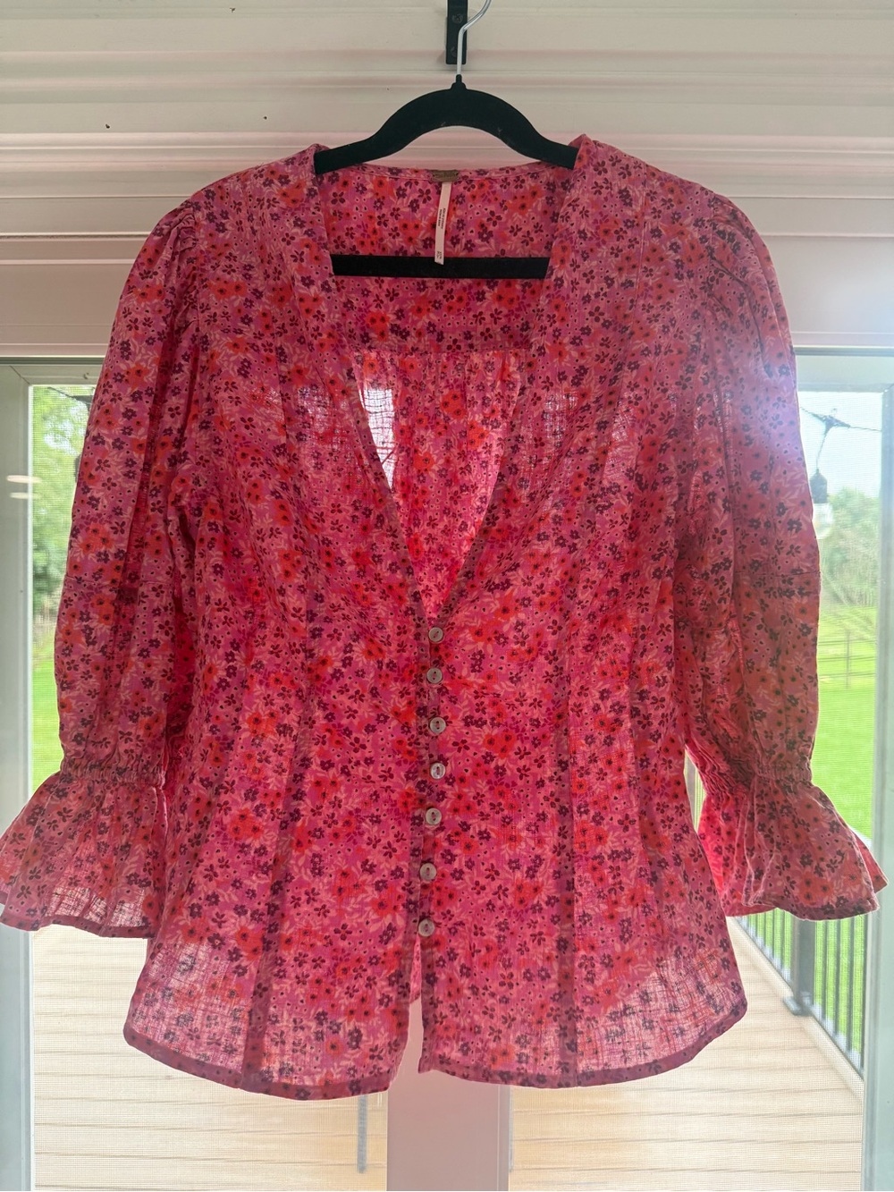 Free People Floral Button-Front top XS